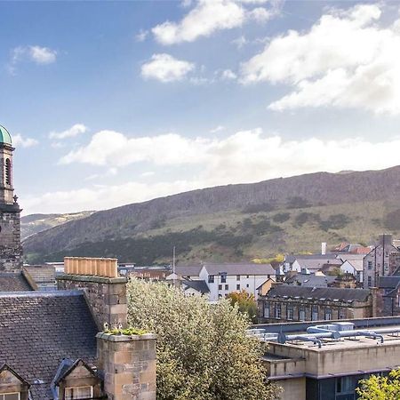 Spacious 2 Bed Apt Next To Royal Mile & Waverley Эдинбург Экстерьер фото