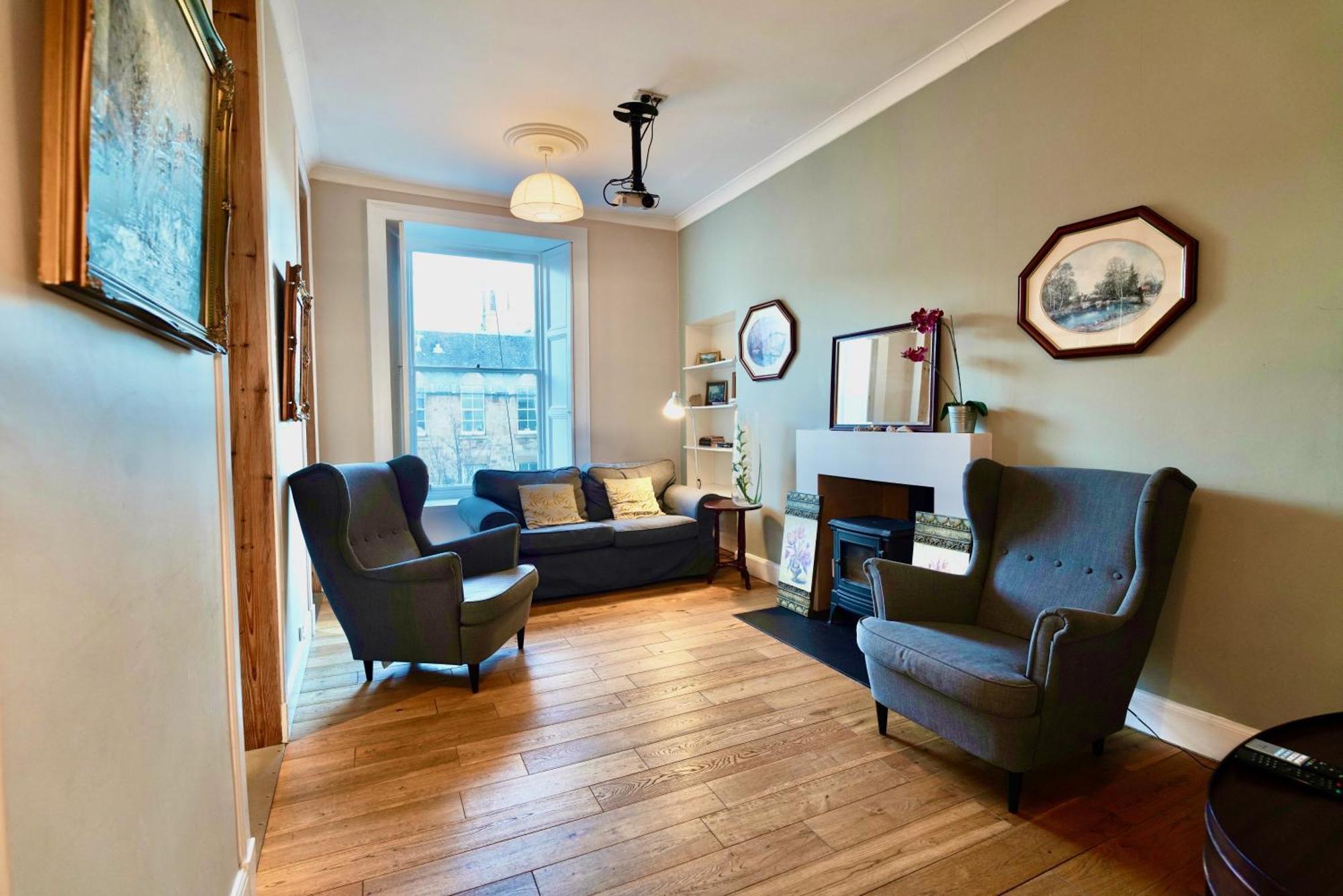 Spacious 2 Bed Apt Next To Royal Mile & Waverley Эдинбург Экстерьер фото
