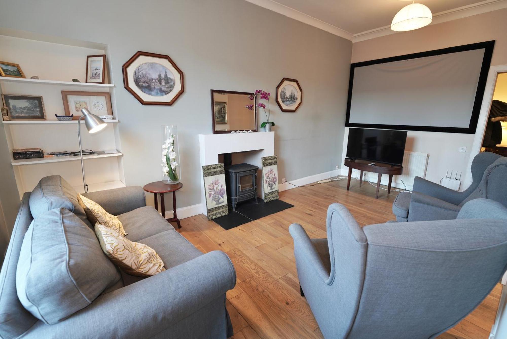 Spacious 2 Bed Apt Next To Royal Mile & Waverley Эдинбург Экстерьер фото