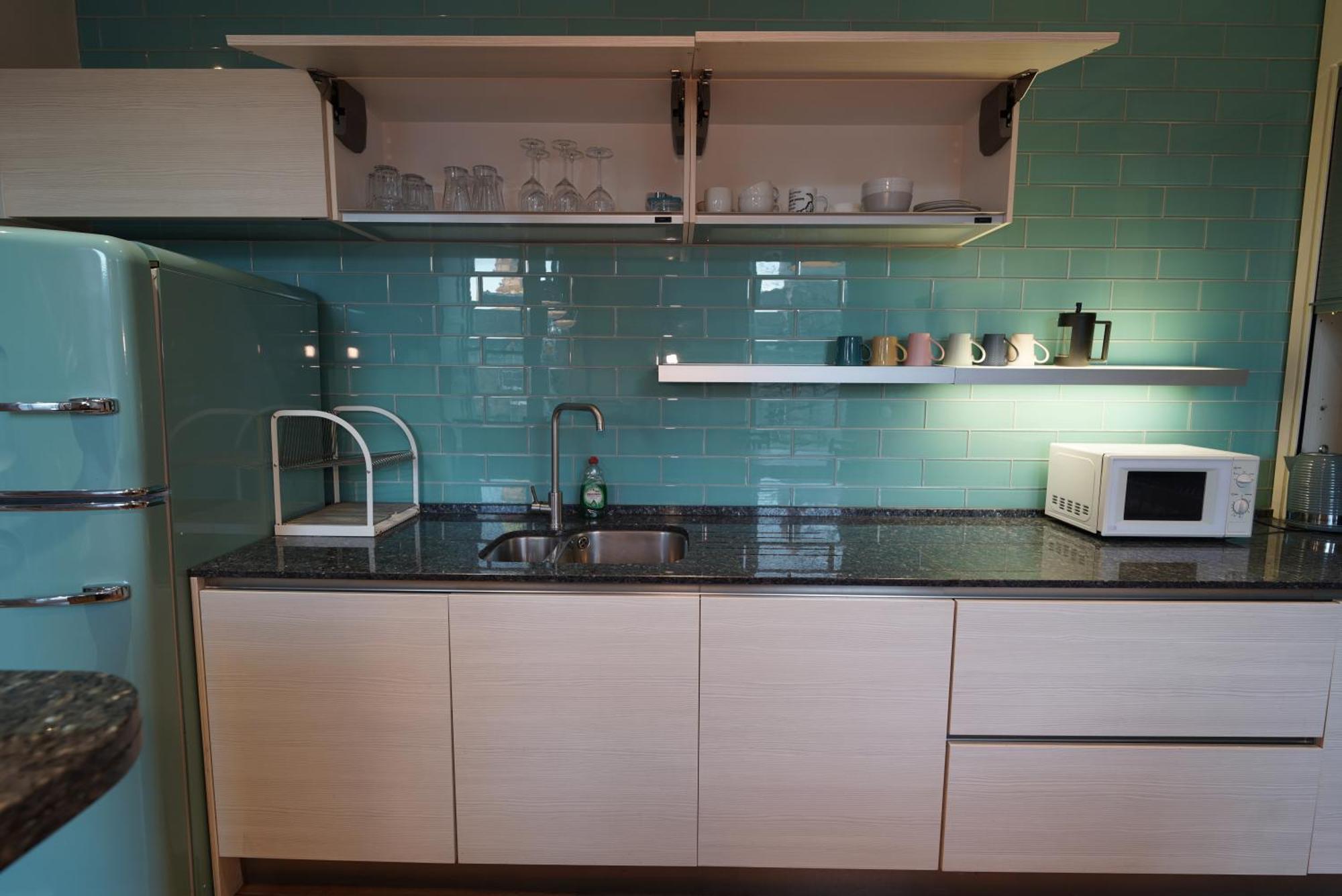 Spacious 2 Bed Apt Next To Royal Mile & Waverley Эдинбург Экстерьер фото